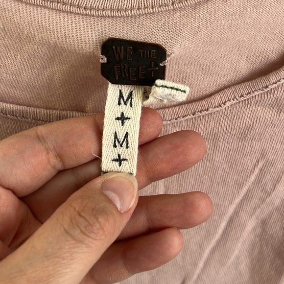 FREE PEOPLE | PreLoved Mauve Long Sleeved Relaxed Ruched Tee sz M - Picture 3 of 9